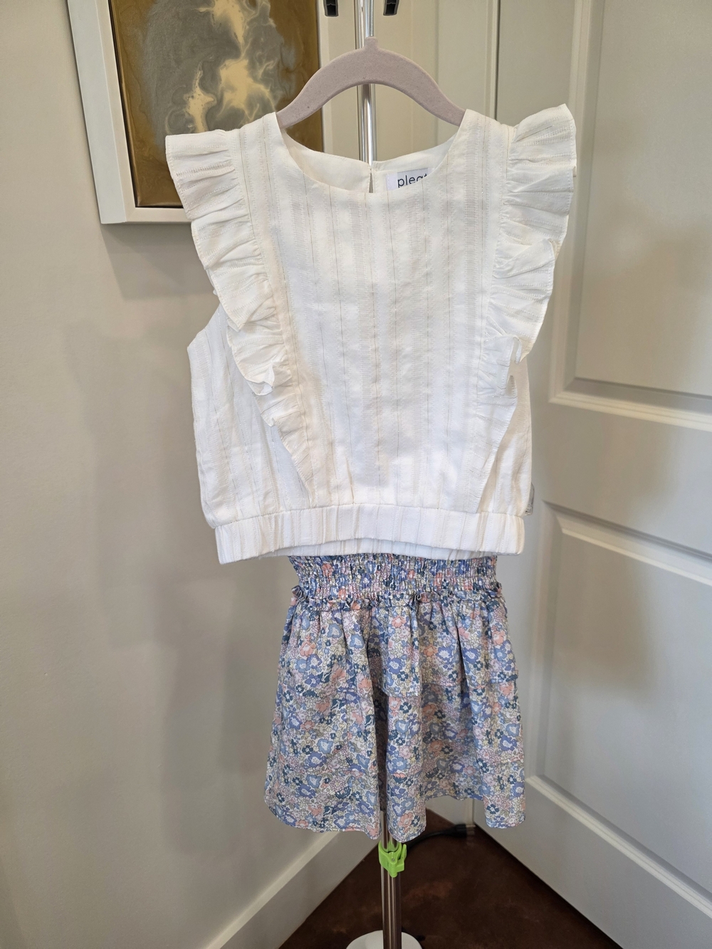 NEW Pleat Ruffle Shirt & Skirt 8